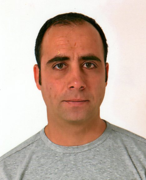 HÜSEYİN  ÇELİKESMER