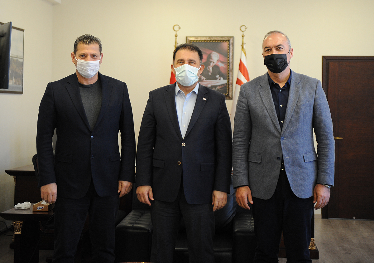 Başkan Sertoğlu, Başbakan Saner'i ziyaret etti