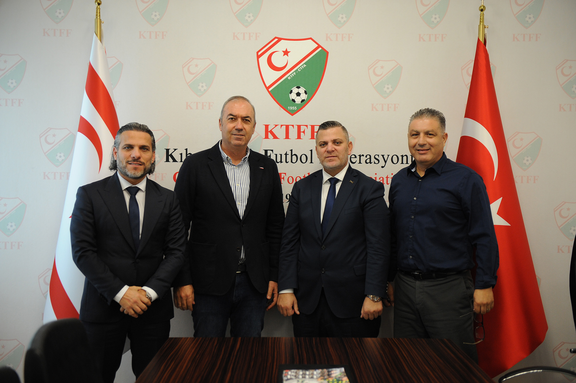 KTFF, LTTFF'de yeniden başkan seçilen Osman Ercen'i kutladı